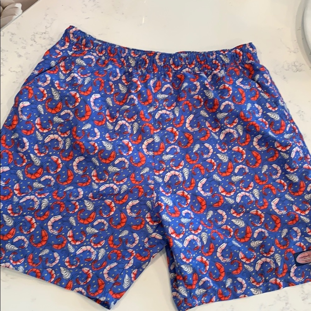 Vineyard Vines Red White and Blue shrimp trunks